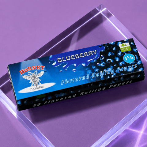 Hornet Flavored Rolling Paper 1 1/4 - Blueberry | Shisha Glass