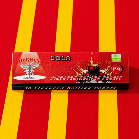 Hornet Flavored Rolling Paper 1 1/4 - Cola | Shisha Glass