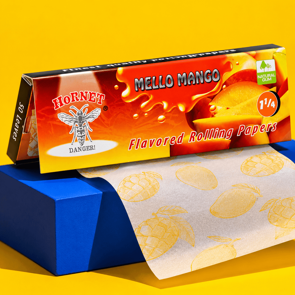 Hornet Flavored Rolling Paper 1 1/4 - Mango | Shisha Glass