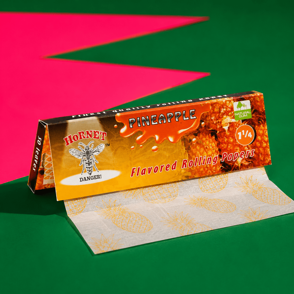 Hornet Flavored Rolling Paper 1 1/4 - Pineapple | Shisha Glass