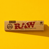RAW Classic Kingsize Slim Rolling Papers | Shisha Glass
